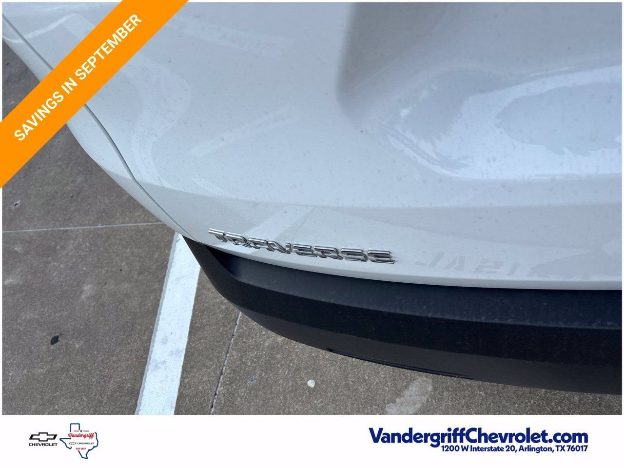 Used 2023 Chevrolet Traverse LT FWD image 9