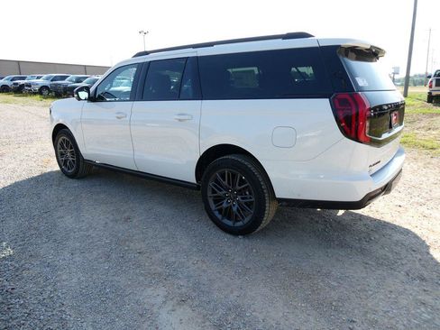 New 2027 Ford Expedition Max Platinum w/ Stealth Appearance Package AWD/4WD image 7