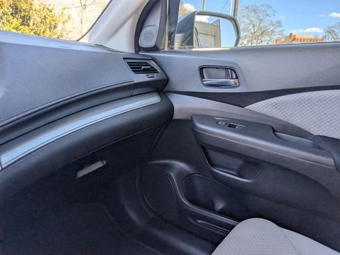 Used 2016 Honda CR-V EX image 29