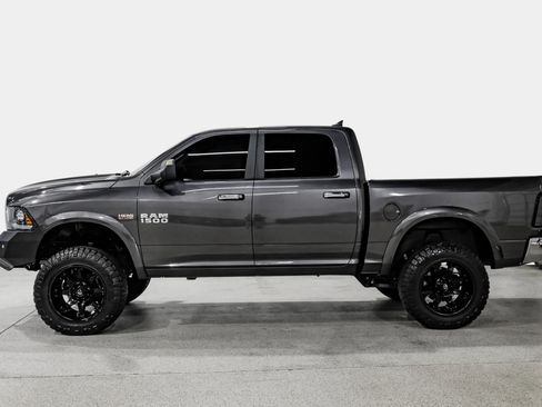 Used 2016 RAM 1500 Laramie w/ Convenience Group AWD/4WD image 9