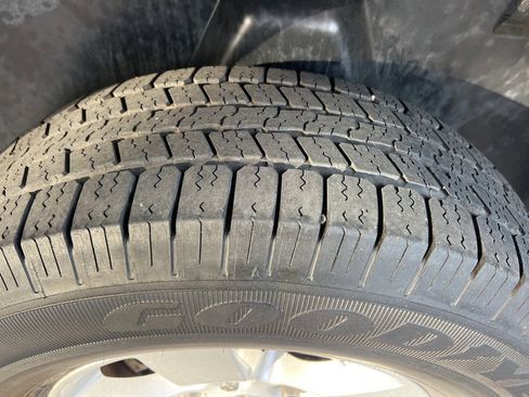 Used 2024 RAM 1500 Classic SLT image 10