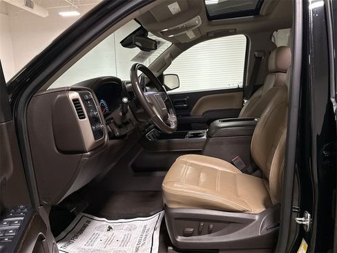 Used 2018 GMC Sierra 1500 Denali w/ Denali Ultimate Package image 19