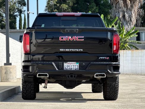 Certified 2023 GMC Sierra 1500 AT4 w/ AT4 Preferred Package AWD/4WD image 5