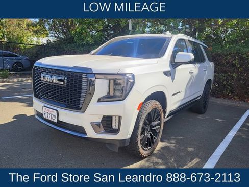 Used 2023 GMC Yukon Denali Ultimate AWD/4WD image 3