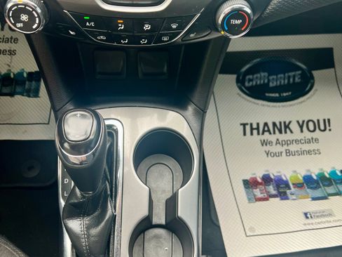 Used 2017 Chevrolet Cruze LT w/ Sun And Sound Package FWD image 15