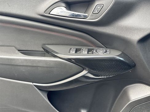 Used 2024 Chevrolet Trax RS w/ Driver Confidence Package image 22