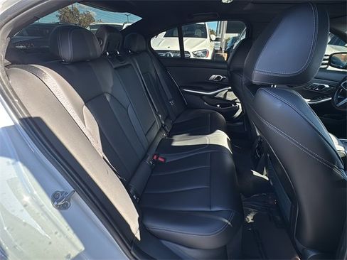 Used 2023 BMW 330i Sedan w/ M Sport Package image 25
