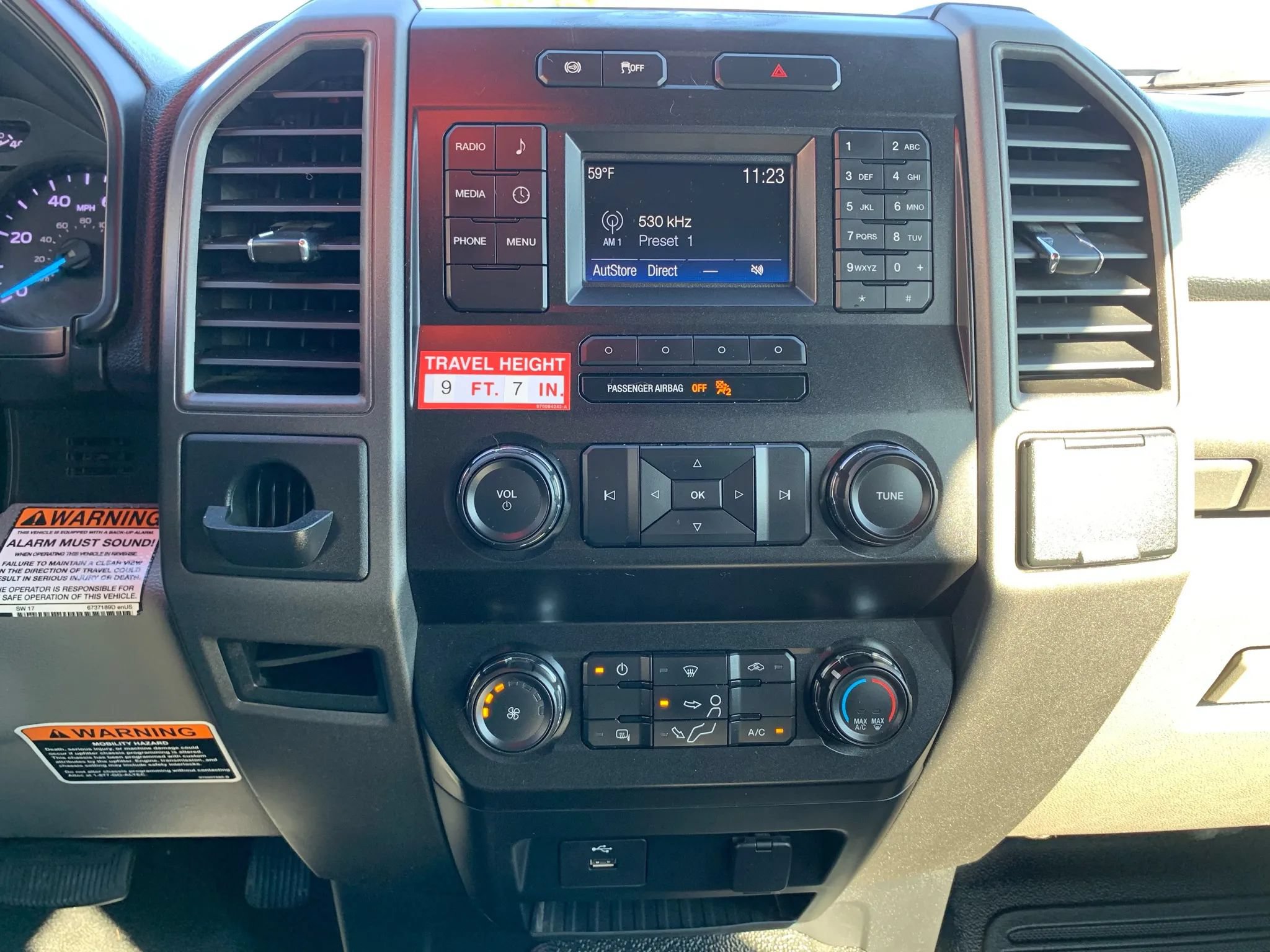 Used 2019 Ford F550 2WD SuperCab Super Duty image 17