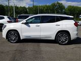 Used 2023 GMC Terrain Denali image 4