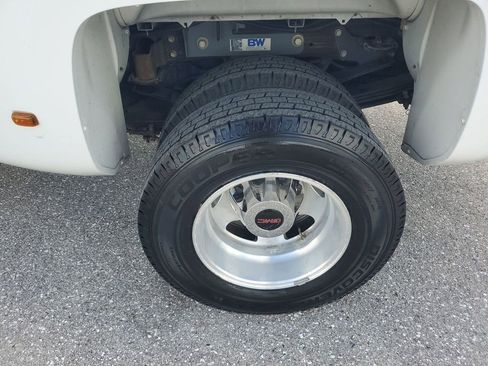 Used 2017 GMC Sierra 3500 Denali w/ Duramax Plus Package image 20