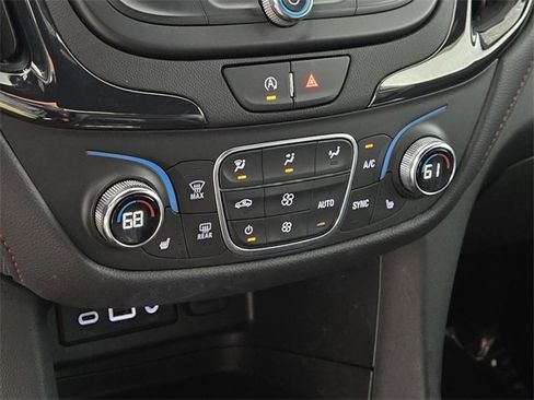 Used 2022 Chevrolet Equinox RS w/ RS Leather Package image 37