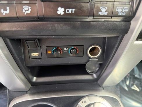 Used 2023 Toyota 4Runner Limited AWD/4WD image 26