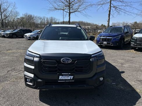 New 2026 Subaru Outback Touring AWD/4WD image 3
