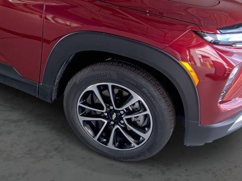 Used 2024 Chevrolet TrailBlazer LT w/ Driver Confidence Package image 16