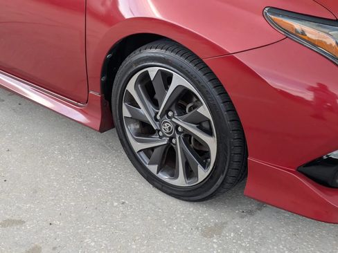 Used 2018 Toyota Corolla iM FWD image 2