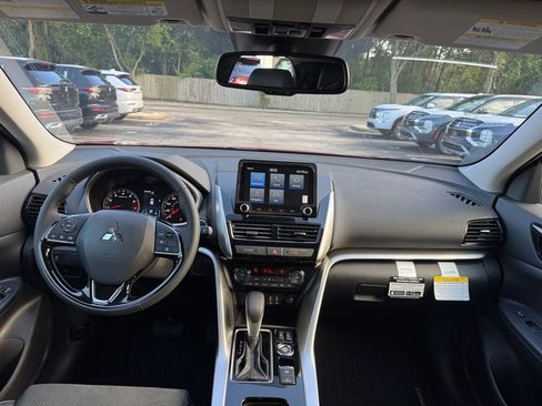 New 2025 Mitsubishi Eclipse Cross SE image 25