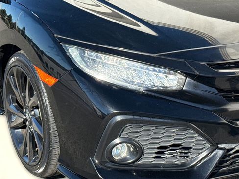 Used 2019 Honda Civic Sport Touring image 11