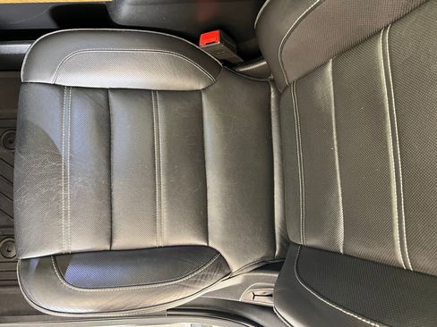 Used 2020 GMC Yukon XL Denali w/ Denali Ultimate Package image 24