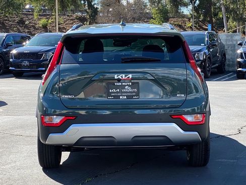 New 2026 Kia Niro EX image 4