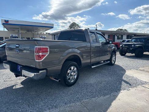 Used 2011 Ford F150 XLT w/ XLT Chrome Pkg image 4