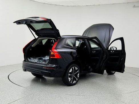 New 2026 Volvo XC60 B5 Plus w/ Protection Package Premier image 11