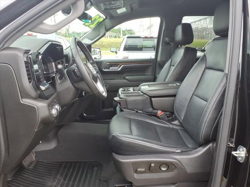Used 2023 GMC Sierra 1500 Elevation AWD/4WD image 17