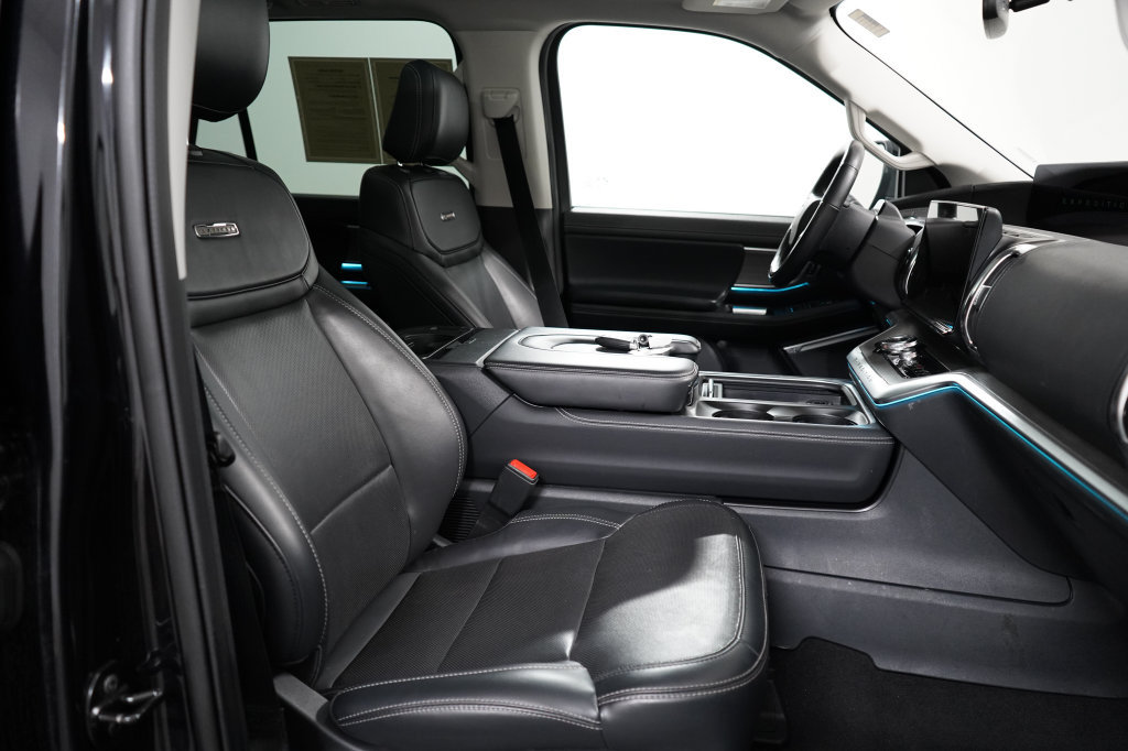 Certified 2025 Ford Expedition Max Platinum AWD/4WD image 23