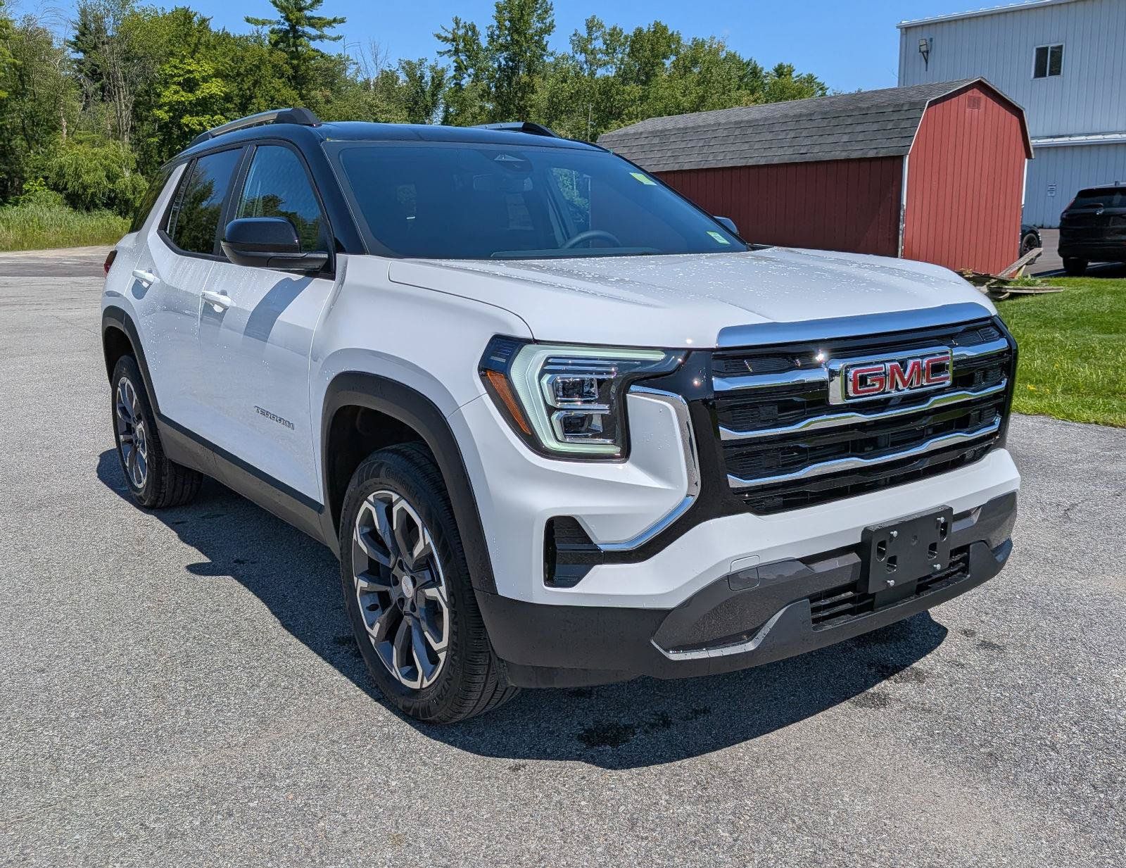 New 2027 GMC Terrain Elevation w/ Elevation Premium Package AWD/4WD image 4