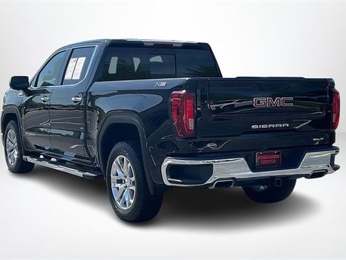 Used 2021 GMC Sierra 1500 SLT image 12