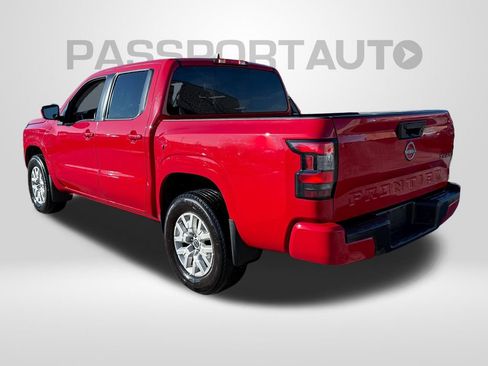 Certified 2022 Nissan Frontier SV image 3