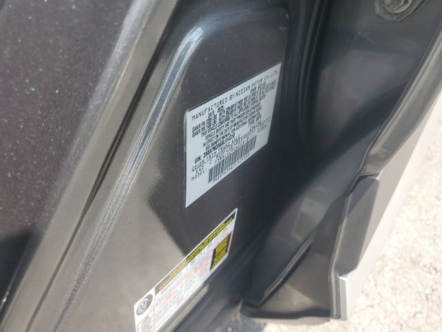 Used 2025 Nissan Kicks SR FWD image 24