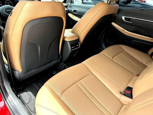 Used 2025 Hyundai Sonata Limited FWD image 22