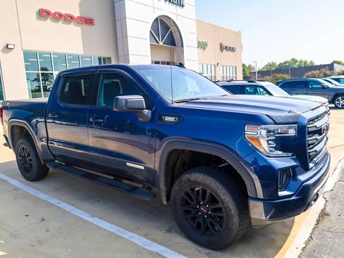 Used 2021 GMC Sierra 1500 Elevation w/ X31 Off-Road Package AWD/4WD image 1