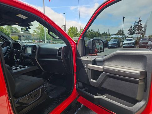 Used 2019 Ford F150 XLT w/ Equipment Group 302A Luxury AWD/4WD image 13