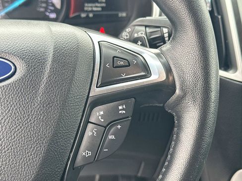 Used 2020 Ford Edge SEL w/ Convenience Package AWD/4WD image 7