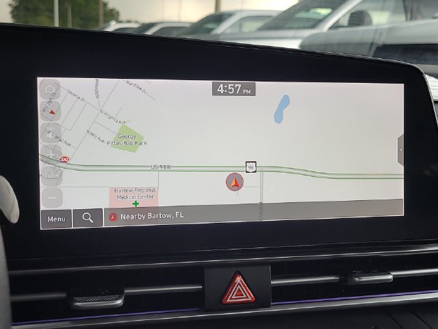 Used 2024 Hyundai Elantra SEL FWD image 21