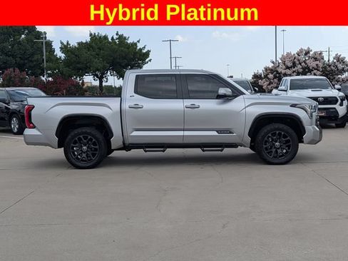 Used 2024 Toyota Tundra Platinum AWD/4WD image 4