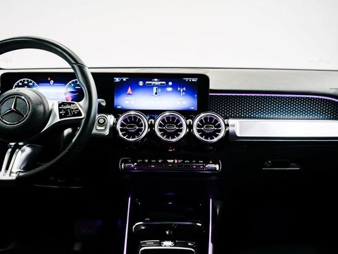 Certified 2025 Mercedes-Benz GLB 250 GLB 250 image 12