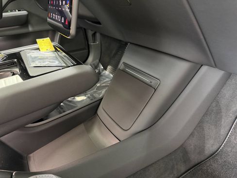 Used 2025 Polestar Polestar 3 image 37