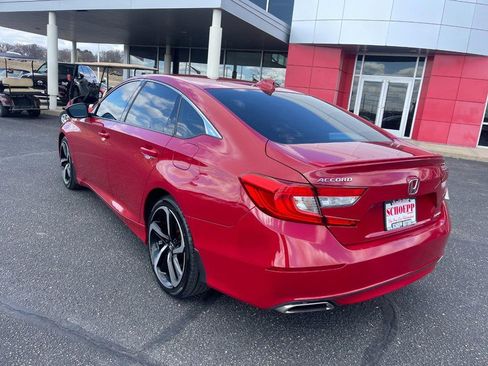 Used 2019 Honda Accord Sport image 4
