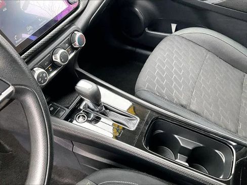 Certified 2024 Nissan Kicks SV image 20