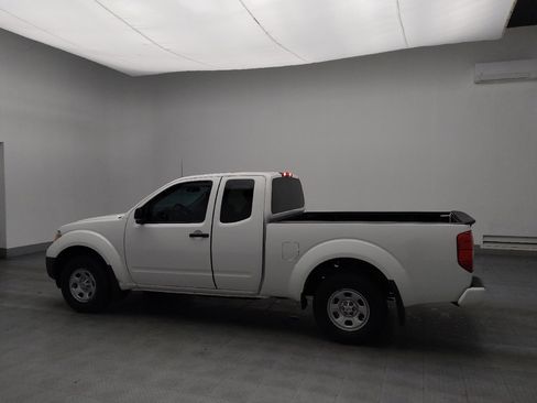 Used 2019 Nissan Frontier S image 3