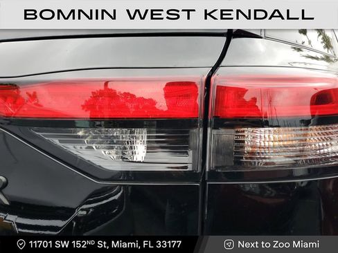 Used 2025 Nissan Pathfinder Rock Creek image 8