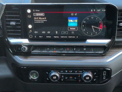 Used 2022 GMC Sierra 1500 Elevation AWD/4WD image 18