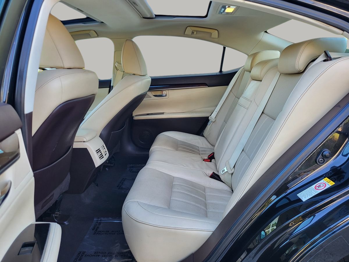 Used 2017 Lexus ES 350 FWD image 16