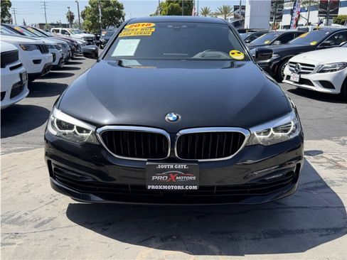 Used 2018 BMW 540i RWD image 2