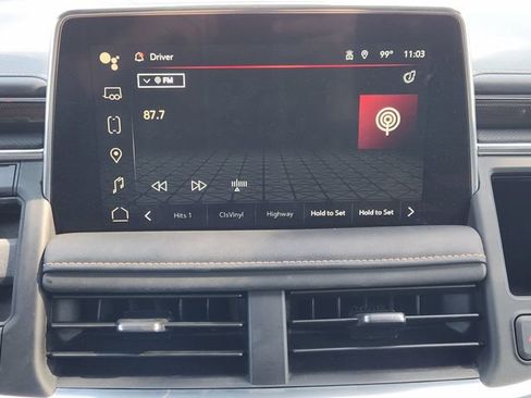 Used 2024 GMC Yukon XL AT4 AWD/4WD image 14