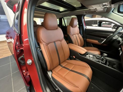 Used 2025 MAZDA CX-50 AWD 2.5 Turbo w/ Weather Package image 15