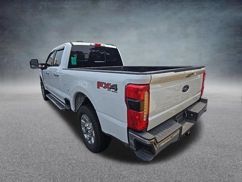 Used 2023 Ford F250 Lariat w/ Chrome Package AWD/4WD image 9