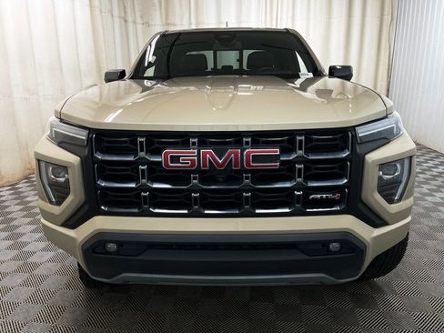 Certified 2024 GMC Canyon AT4 w/ Technology Package AWD/4WD image 15